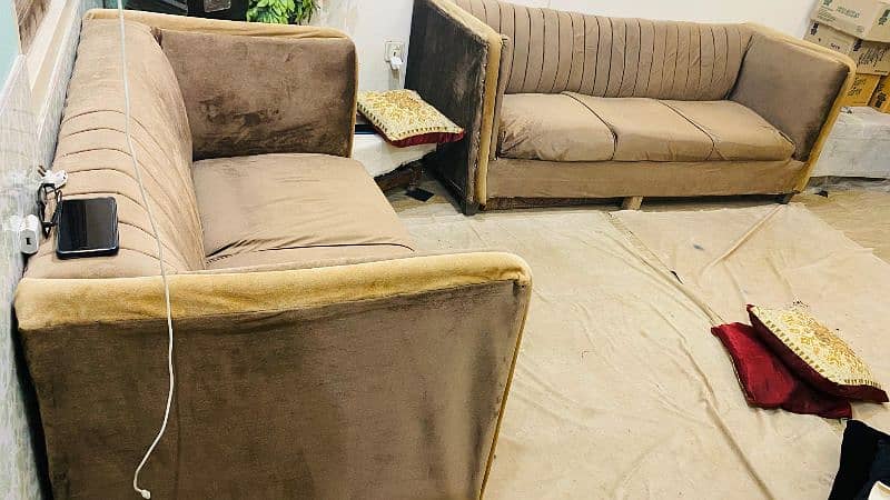 urgent sale 7 seater sofa set 2