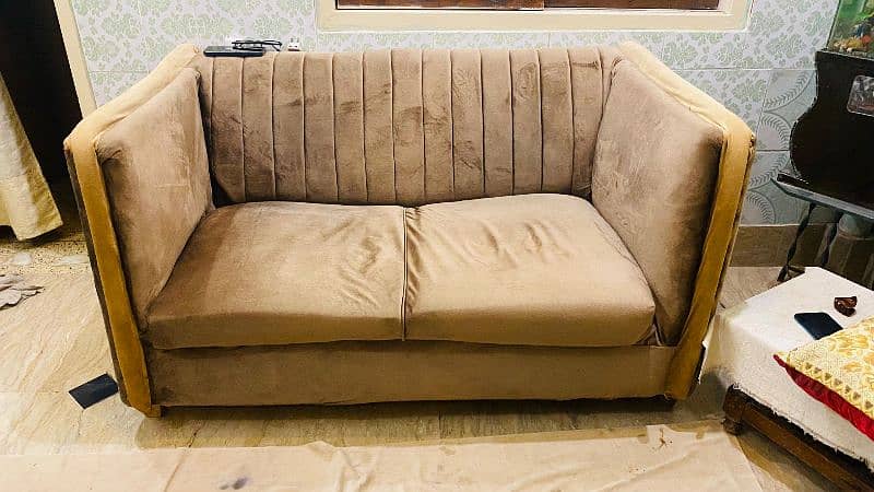 urgent sale 7 seater sofa set 7