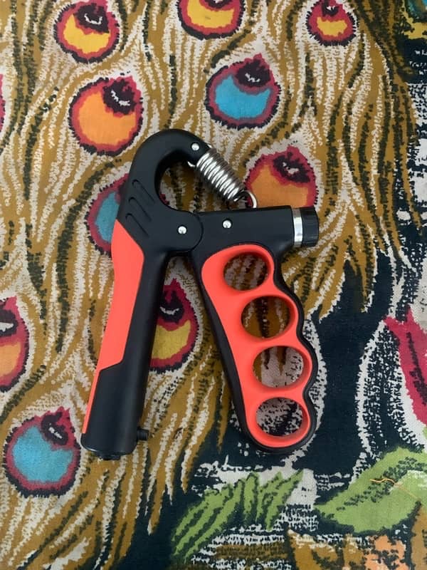 Hand gripper 1