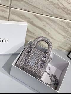 Dior  622 purse