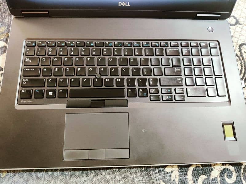 Dell precision 7740 laptop workstation 1