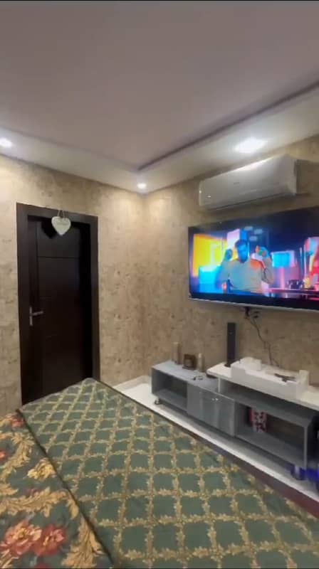 Furnish luxury Aparment per day weekly available for rent behria town lahore 1