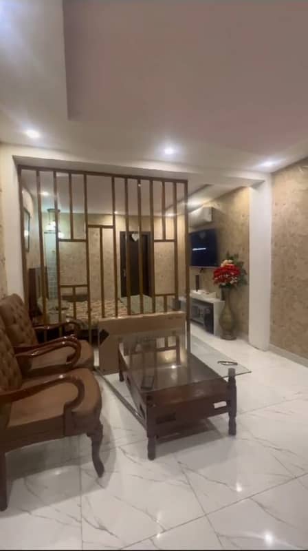 Furnish luxury Aparment per day weekly available for rent behria town lahore 4