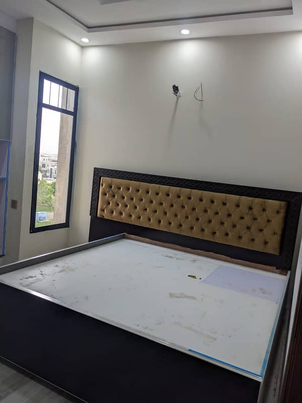 Single bed furnished flat available for rent Citi Housing Gujranwala 7