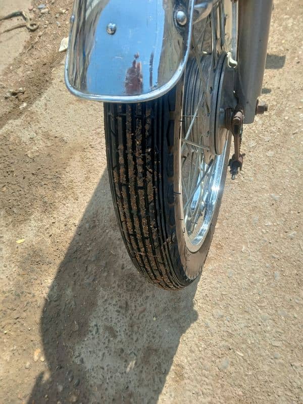 Honda cg 125 Karachi num nut to nut original shiny genuine condition 11