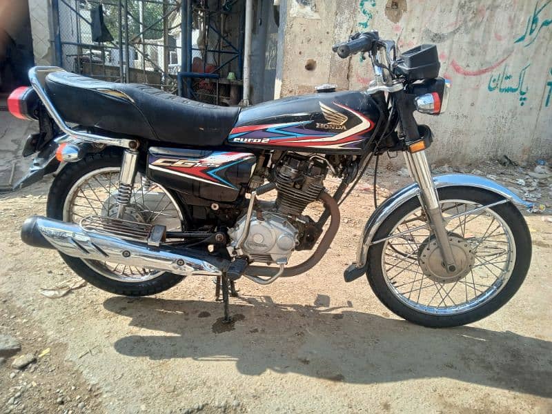 Honda cg 125 Karachi num nut to nut original shiny genuine condition 15