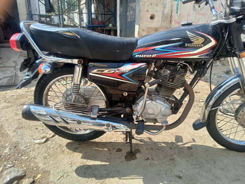 Honda cg 125 Karachi num nut to nut original shiny genuine condition 19