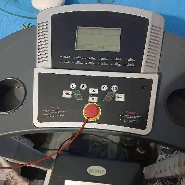 treadmill for sale in good condition 2