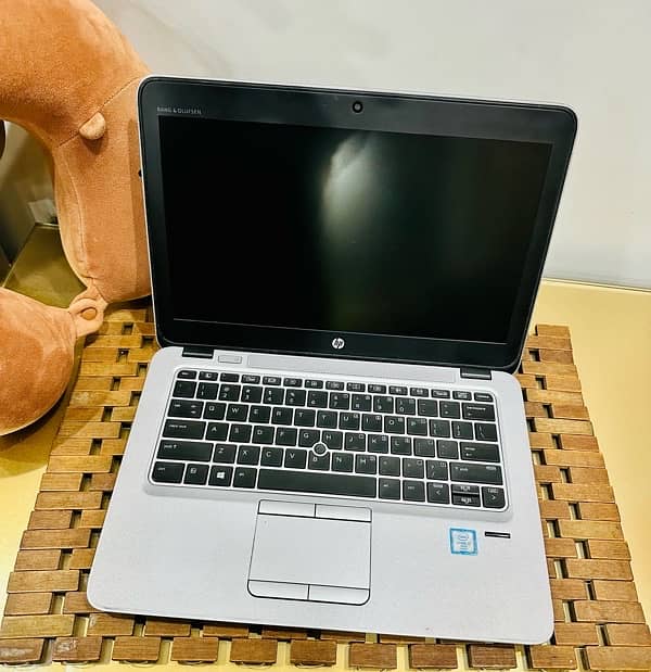 HP Elitebook 820 G3 i7 6th gen 8GB Ram 256GB SSD 1