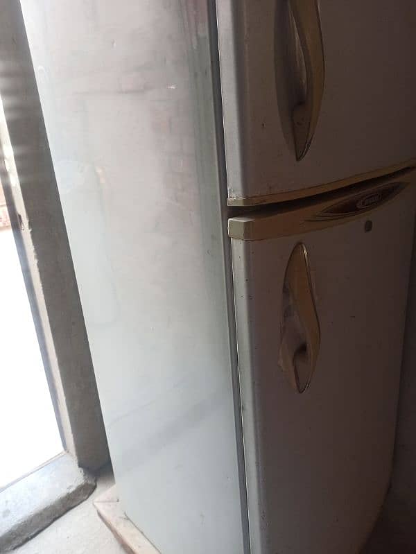 RS: 23000)medium size fridge for urgent sale 1