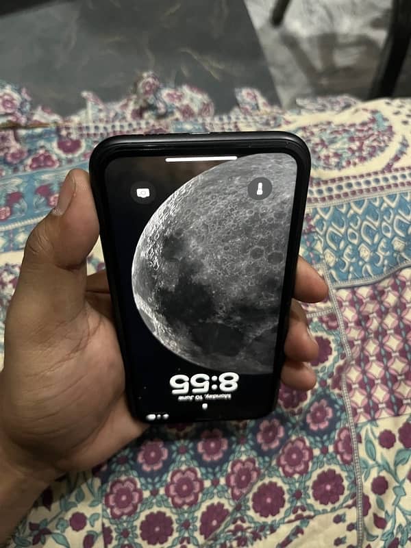 iPhone XR condition 10 x 10 JV non-Pta but good condition 4