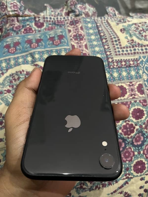 iPhone XR condition 10 x 10 JV non-Pta but good condition 12