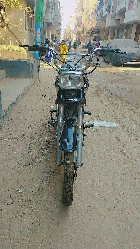 Honda CD 70 2022 Model 6