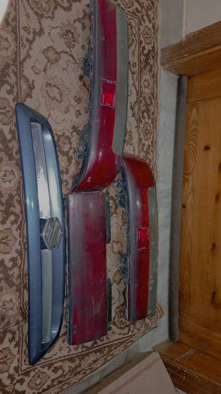 Suzuki Cultus back lights grill 0