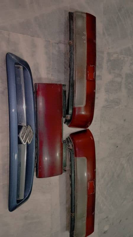 Suzuki Cultus back lights grill 1