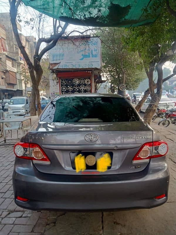 Toyota Corolla Altis 2012 4