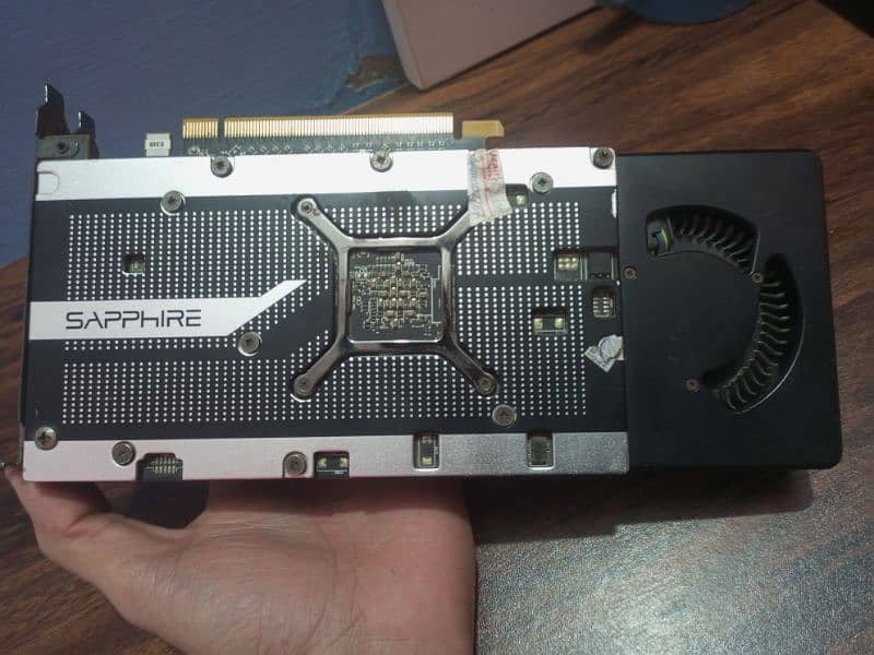 Sapphire RX 470 Platinum Edition 4