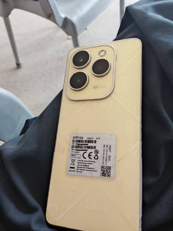 Infinix hot 40 pro  wathsapp number 03335170019 0