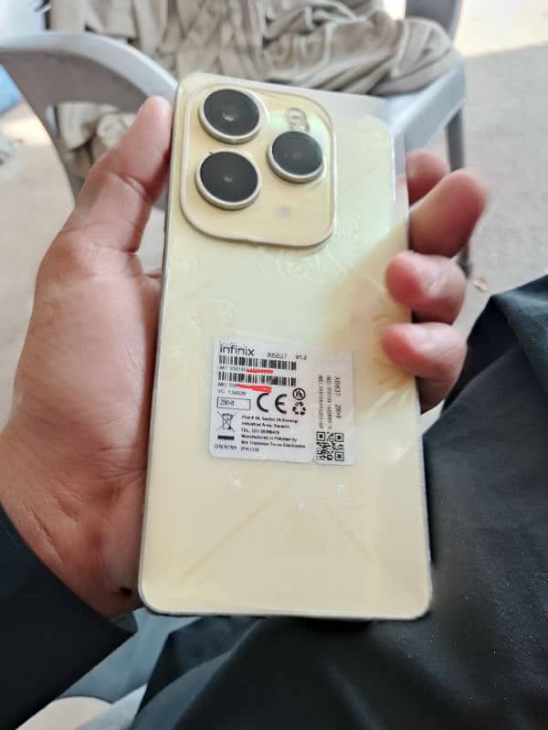 Infinix hot 40 pro  wathsapp number 03335170019 1