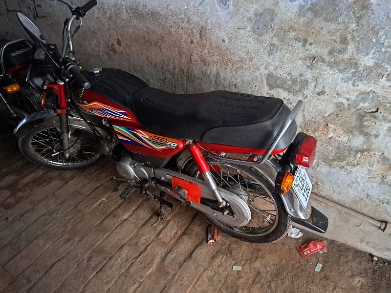 honda cd 70 lush condition. 1