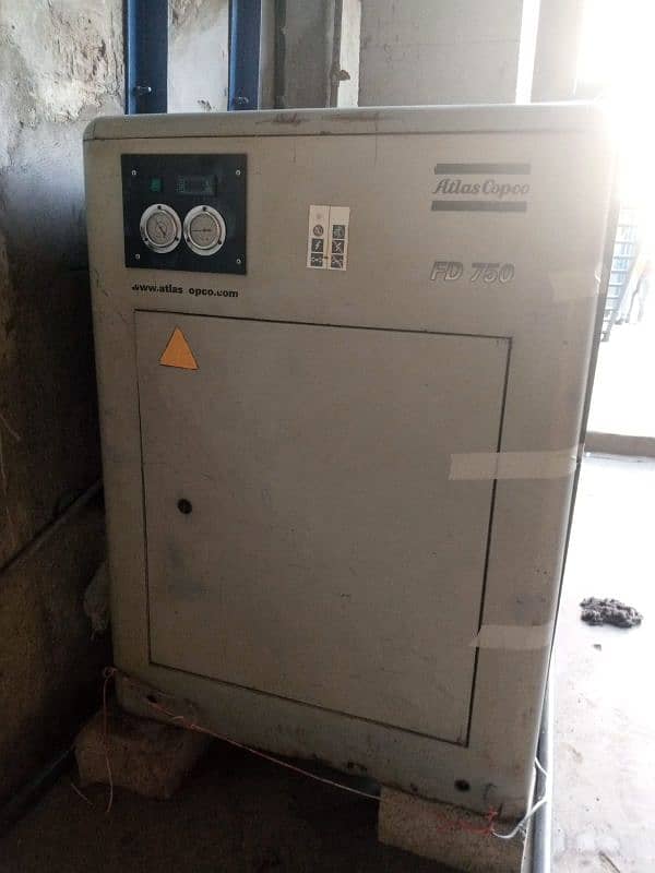 Industrial Air Compressor 7