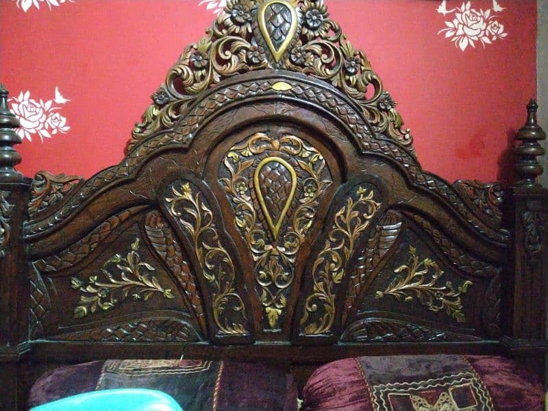 chinnot pur shisham wood furniture urgent sell 8