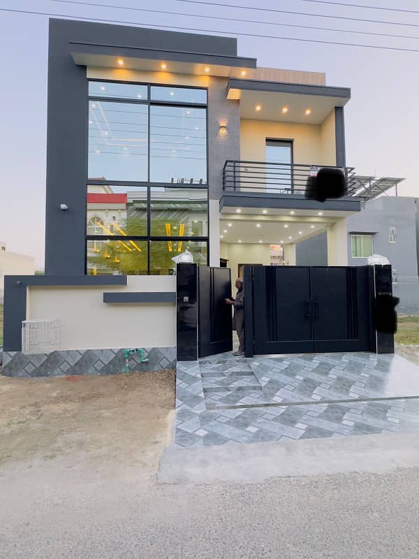 5 Marla Brand New Designer House For Sale 0