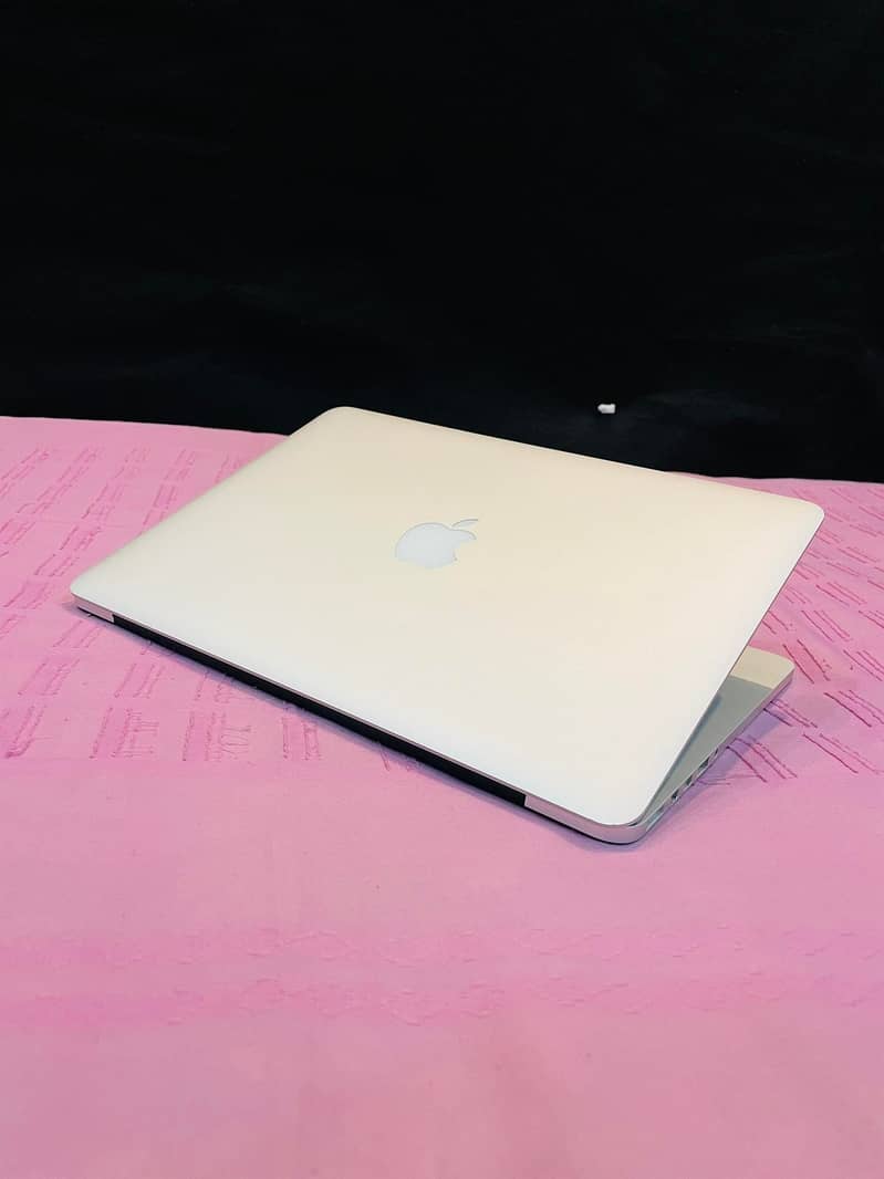 Apple MacBook Pro Core i5 SSD 256GB/ Ram 8GB GooD Condition 3