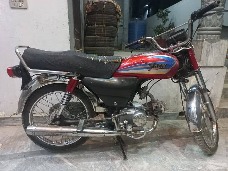 Pak Hero RF70 2012 Model 0