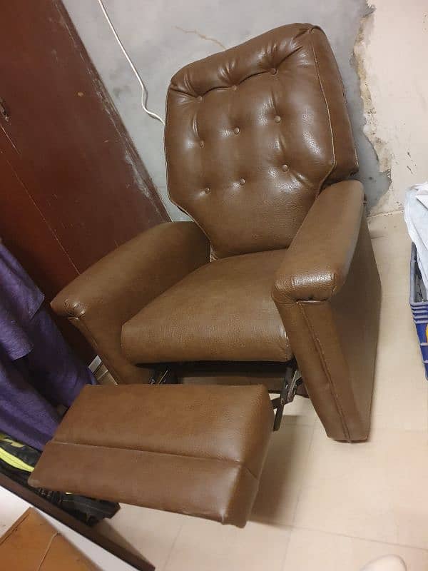 Recliners for sell 3