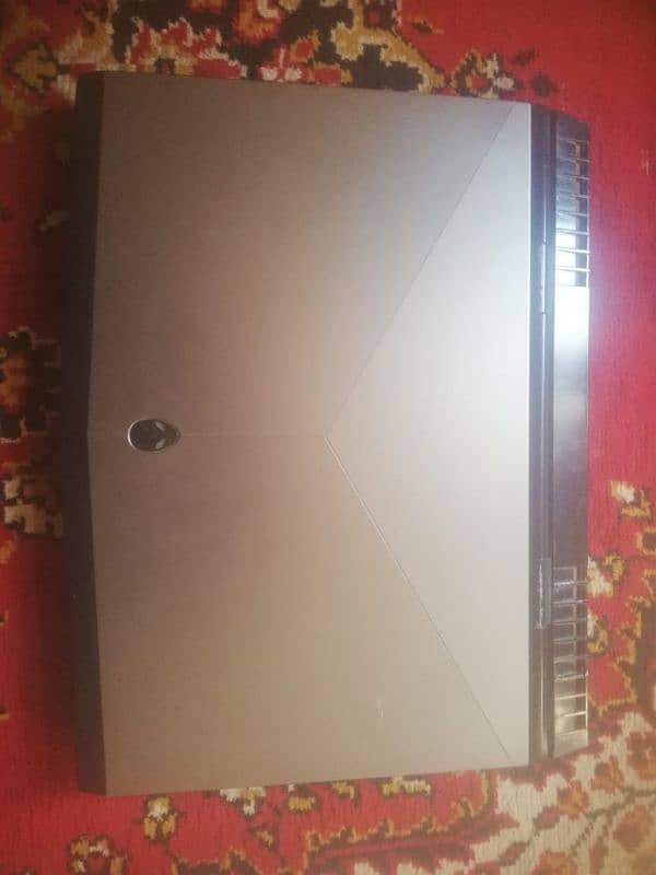 Alienware 17r4 5