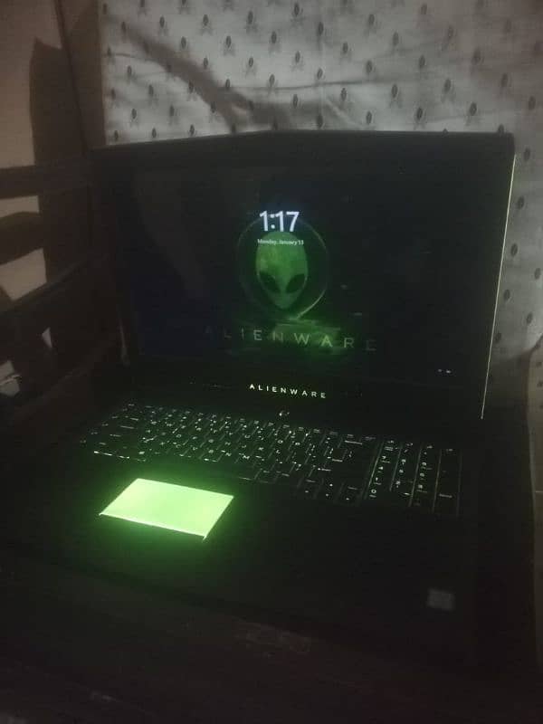 Alienware 17r4 7