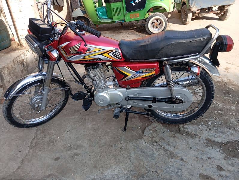 honda 125      . model 2005 file  paper by hand 03189121830 5