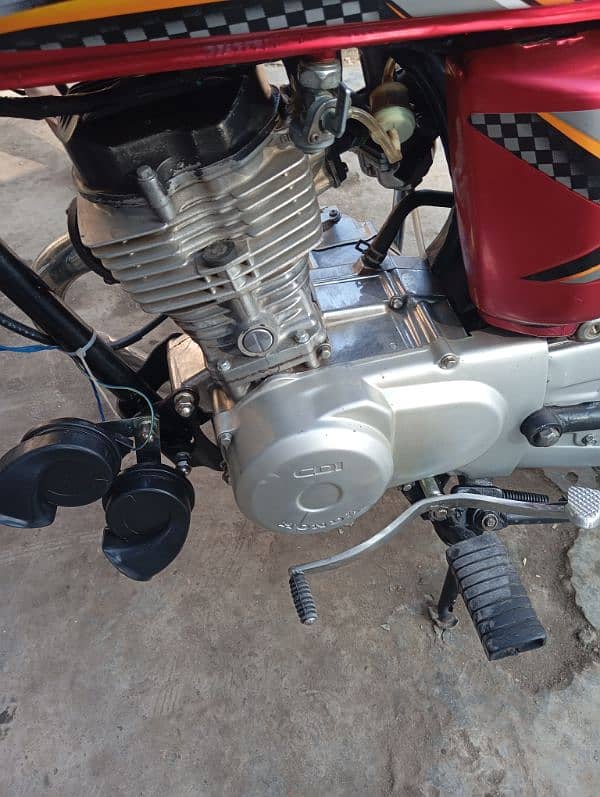 honda 125      . model 2005 file  paper by hand 03189121830 6