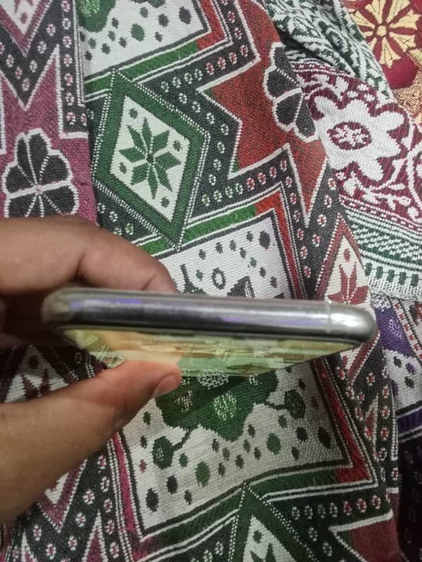 iPhone 11 Pro max jv 256 gb 3