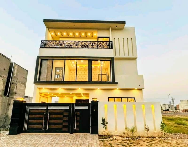 7 Marla Luxury Double Height House Available For Rent 0