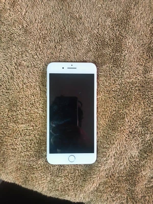 iPhone 7Plus (32gb) NON PTA 4