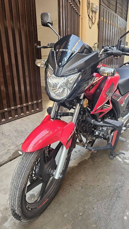 Honda CB 150F 6