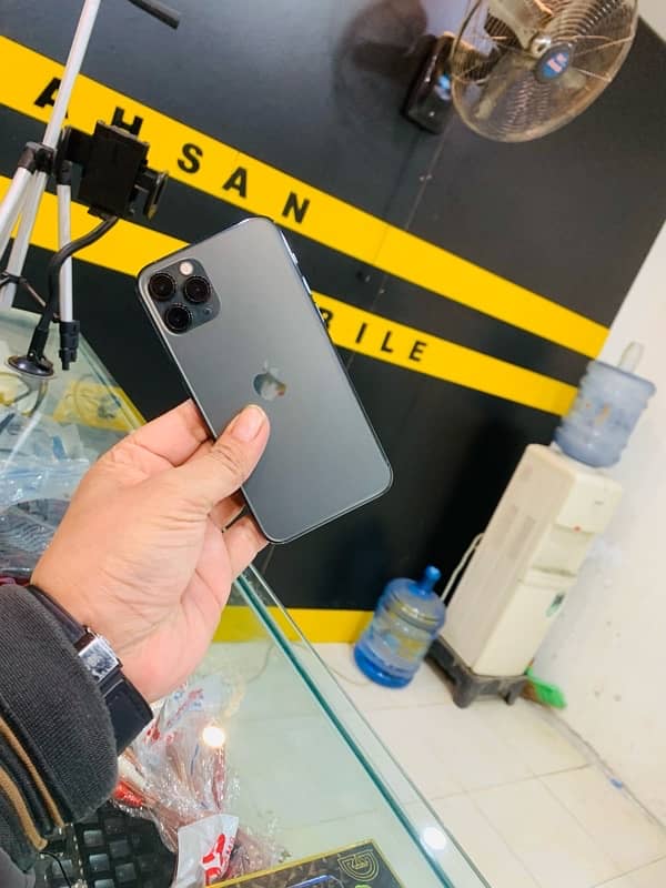 iphone 11 pro PTA Approved faulty read add 1