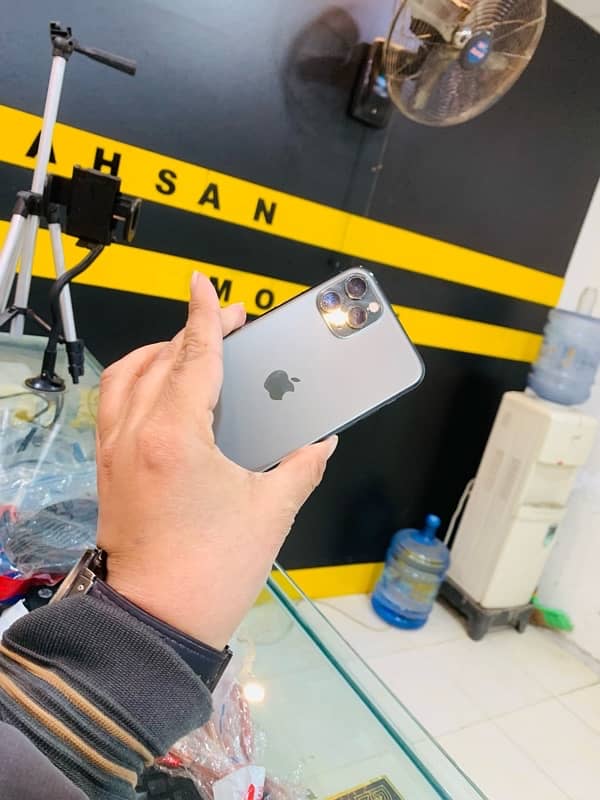 iphone 11 pro PTA Approved faulty read add 2