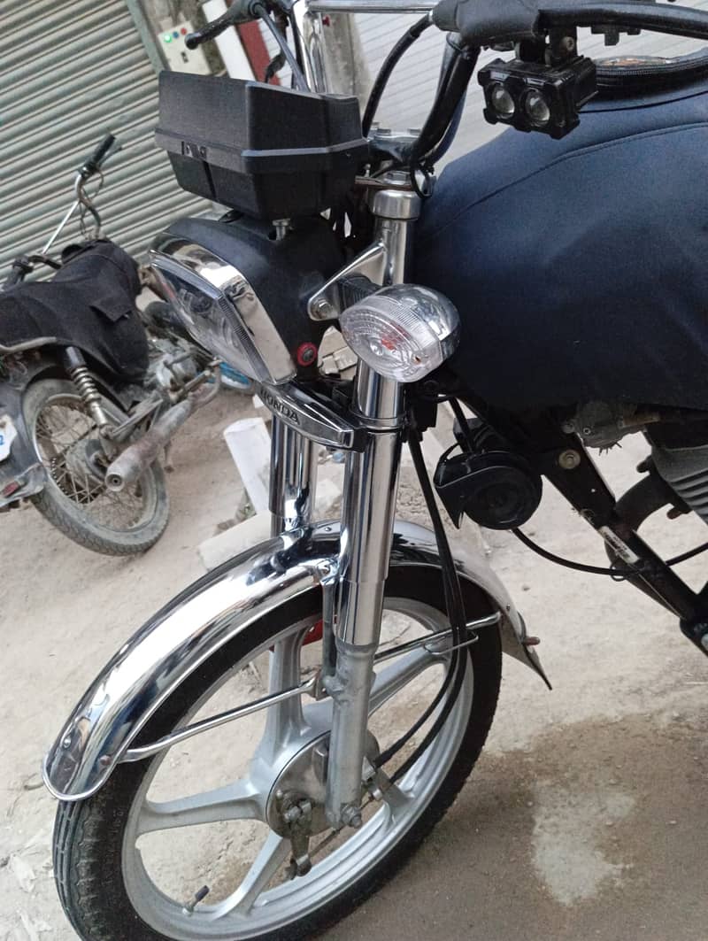 Honda CG 125 SE Urgent For Sale | Honda In Bikes | Total Geniune 4