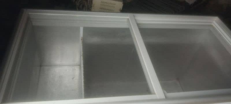 glass door deep freezer 2