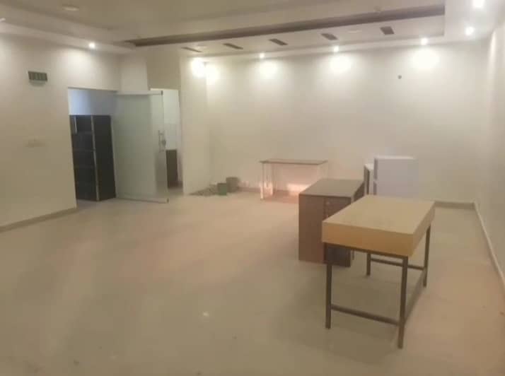 4 Marla 2nd Floor Office For Rent In DHA Phase 1,Block K, Lahore. 4