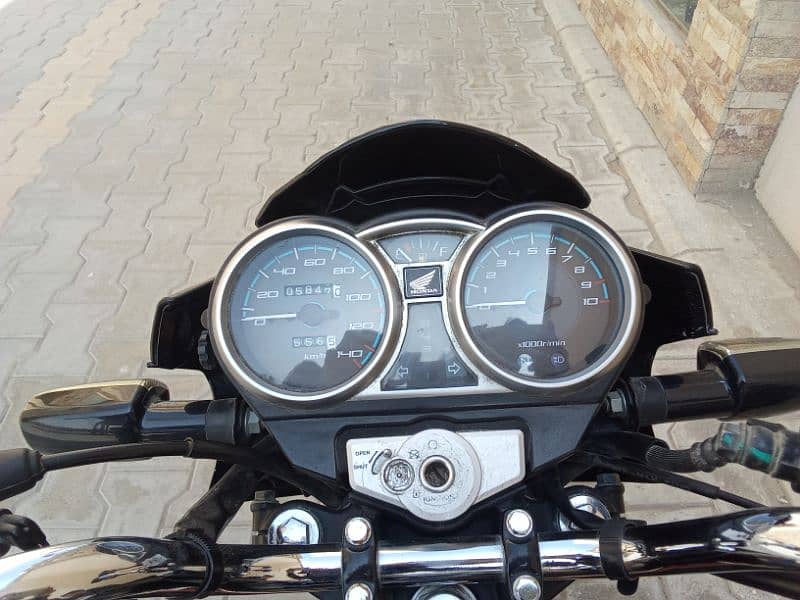 Honda CB 150F model 2024 8