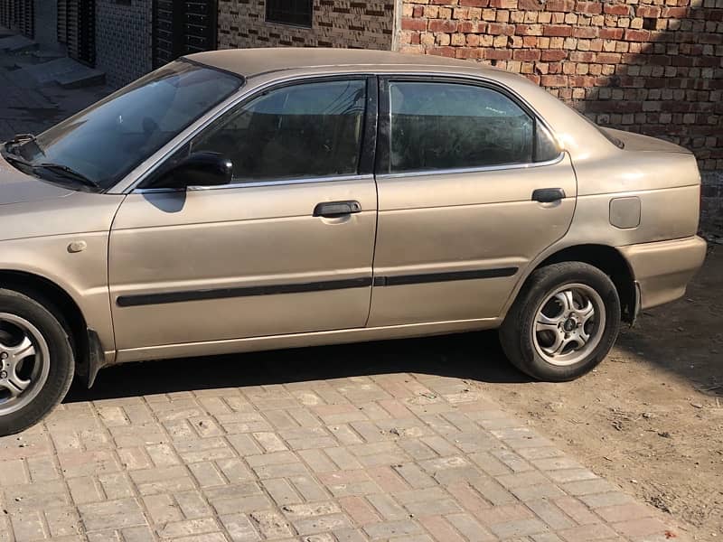 Suzuki Baleno 2004 3