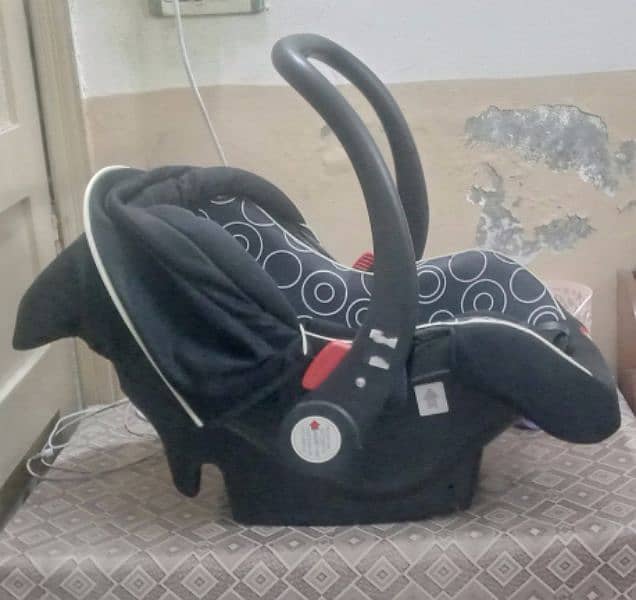 Baby Car Seat and Carrier 4