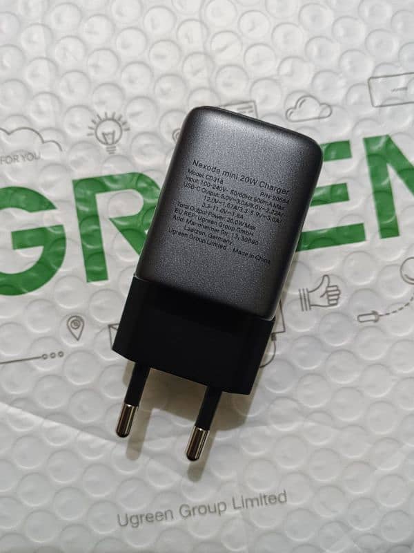 Ugreen 20w MFI Certified Charger for iphone 1