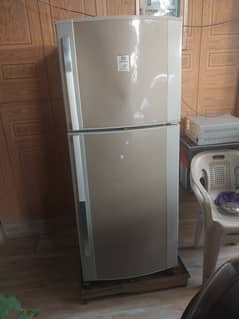 DAWLANCE CONVENTIONAL FRIDGE