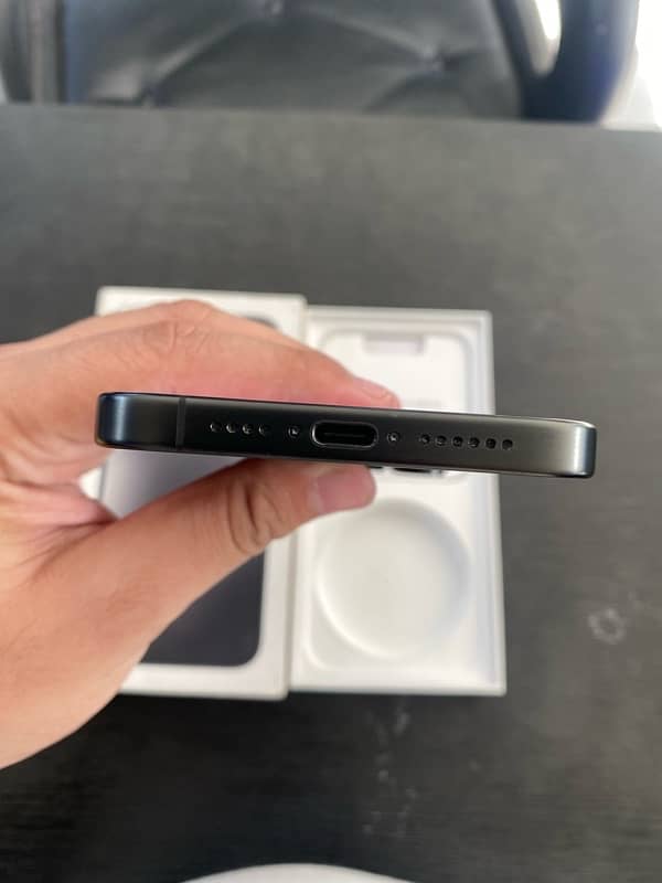 Iphone 15 pro max 256gb Non pta 4