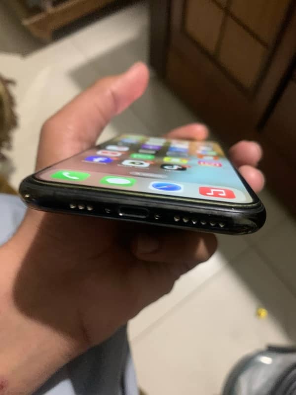 Iphone XS JV water pack mobile 3